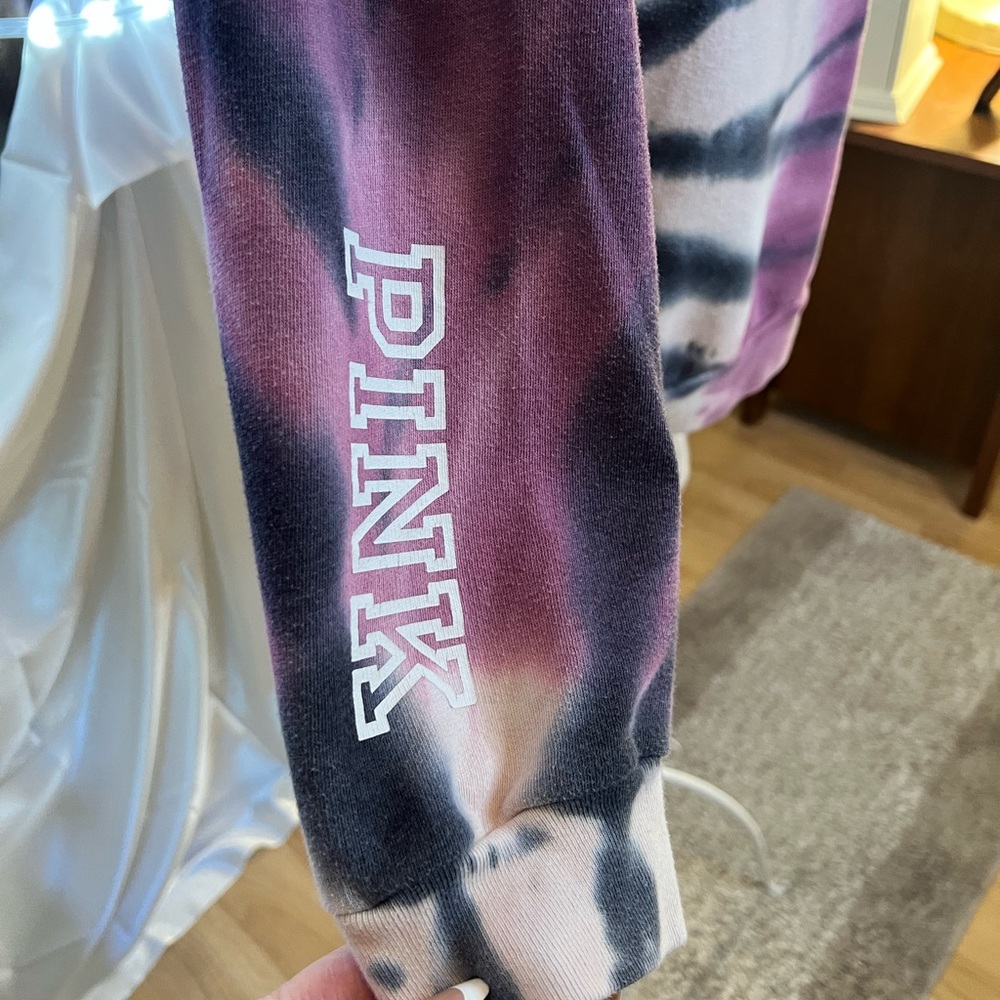 PINK Victoria's Secret Cozy Purple Hoodie - Picture 3 of 7